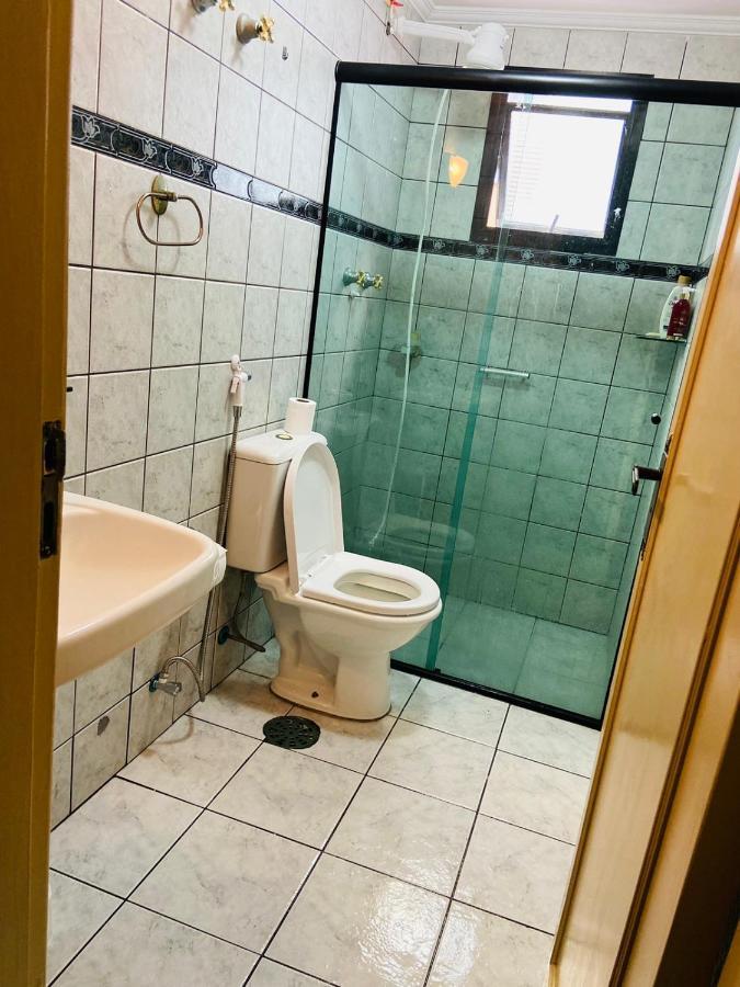 Apartamento Encantador Ii - Enseada - 100 Metros Da Praia * Guaruja