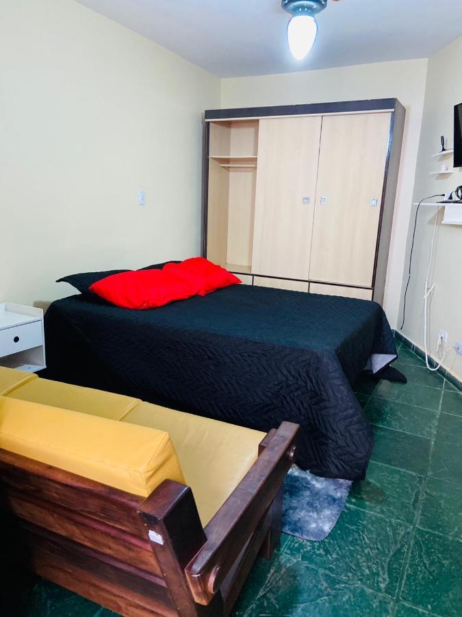 Apartamento Encantador Ii - Enseada - 100 Metros Da Praia Apartment