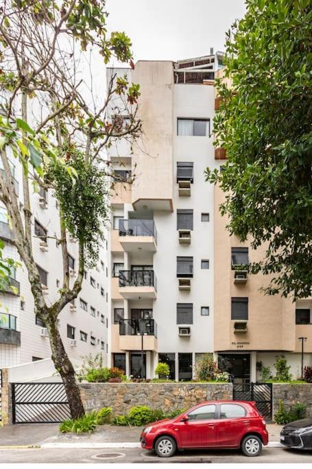 Apartment Apartamento Encantador Ii - Enseada - 100 Metros Da Praia