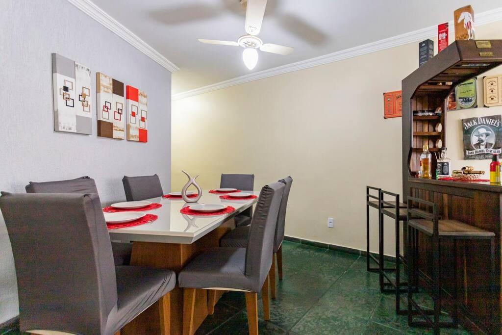 Apartamento Encantador Ii - Enseada - 100 Metros Da Praia * Guaruja